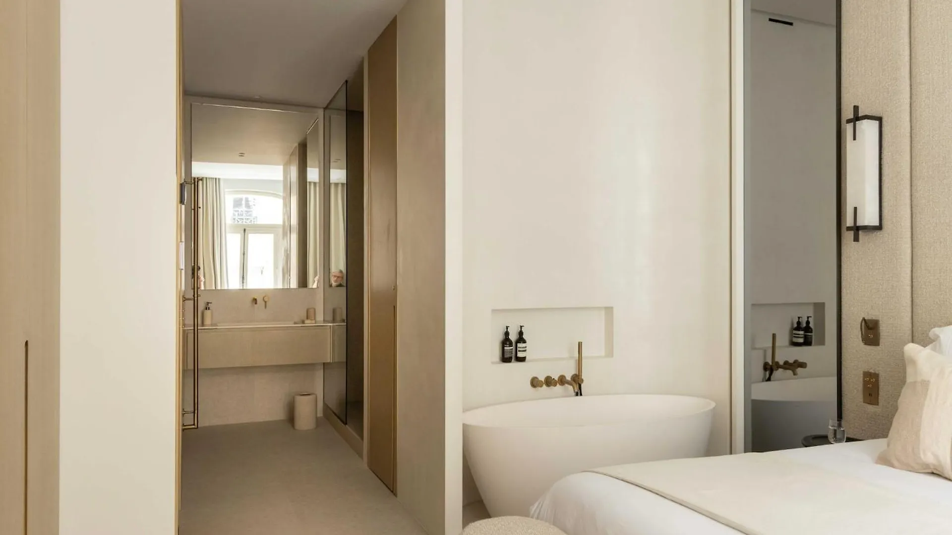 Apartment Luxury Flat -2Br 6P- Madeleine Saint Honore Paris